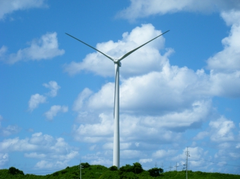 ワタミが秋田県に所有する風車「風民」（ふうみん）